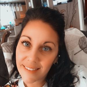 Meet your Posher, Nancy